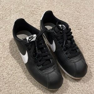 Nike Cortez Sneakers